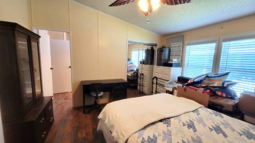 519 Tahiti Drive a Lake Wales, FL Mobile or Manufactured Home for Sale